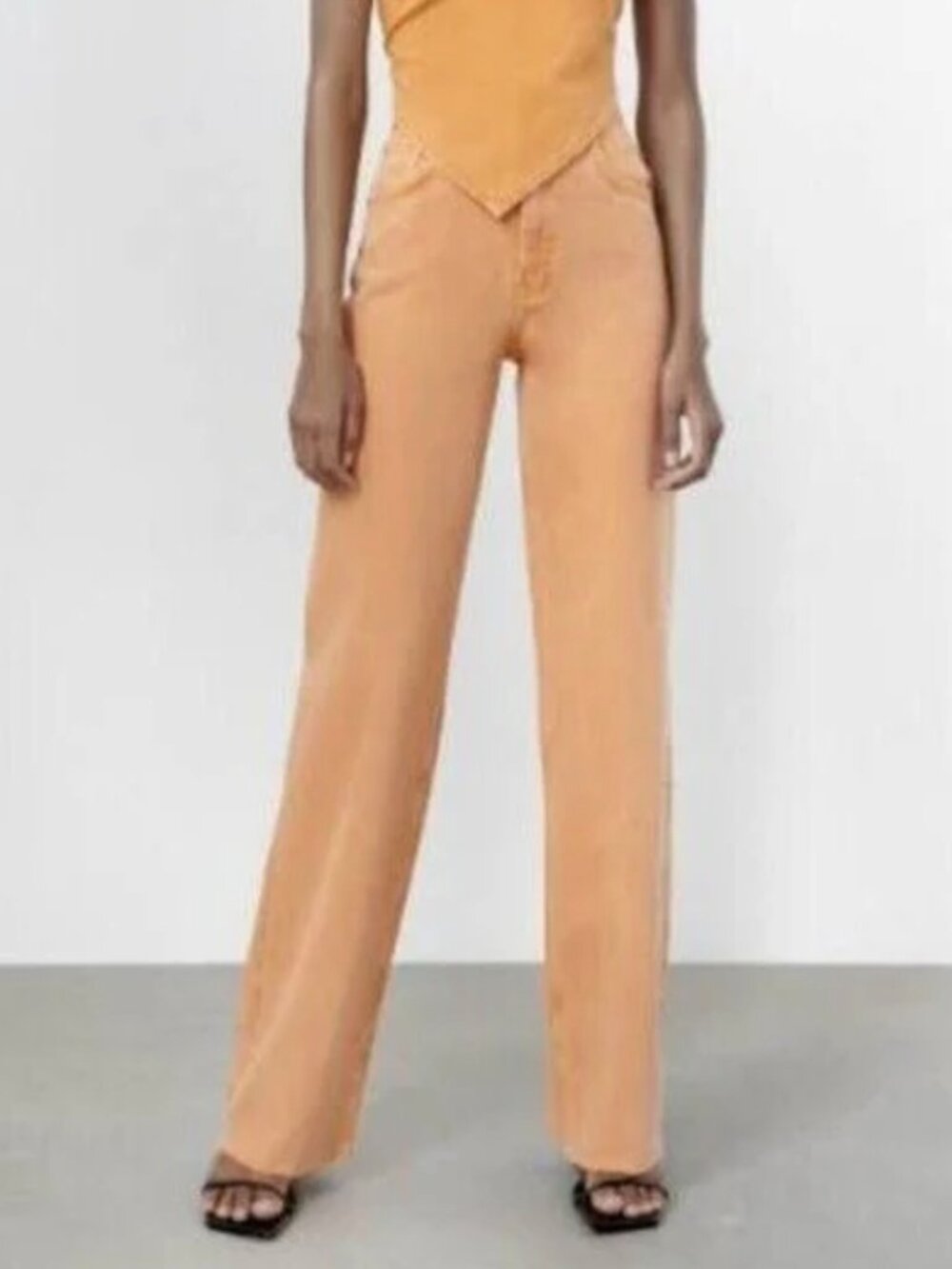 Zara Peach Wide Leg Jeans Size 2 High Rise Raw Hem Cropped Denim Pants Trendy - Picture 2 of 15